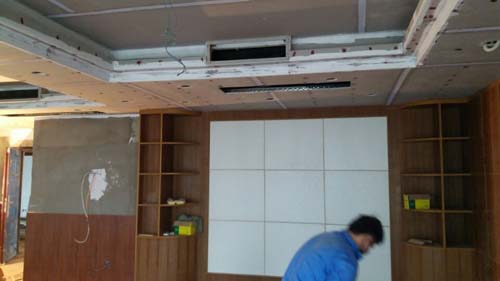 ����װ�ι�˾ʩ���ֳ�