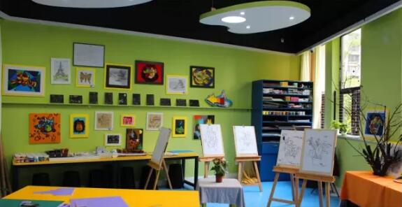 ��������������