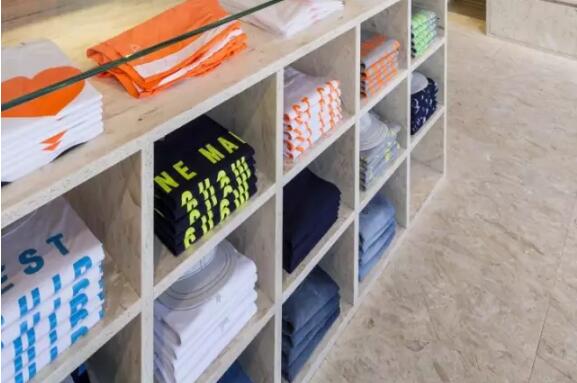 ������װ��װ��