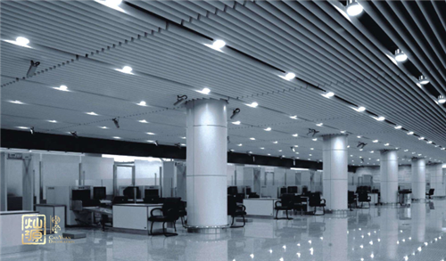 ����װ��