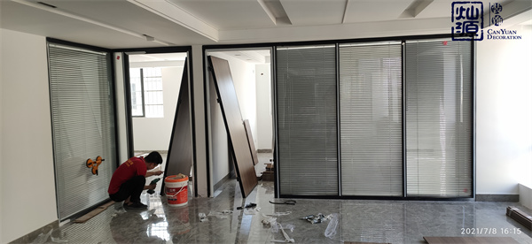 南宁装修公司哪家好-灿源装饰装修现场 南宁装修公司哪家好-灿源装饰装修现场