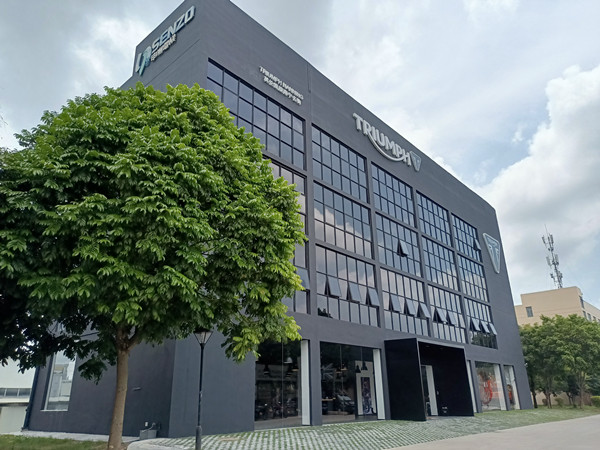 南宁机车4s店装修效果图—灿源装饰 南宁机车4s店装修效果图—灿源装饰